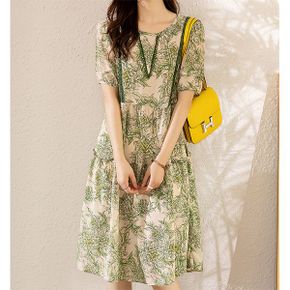 플라워프린팅 브이레이스 원피스 DE8CF9_P390696211