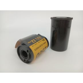 필름 35mm 토이 카메라 입문용 빈티지 필름 코닥수동 감성 필카 135 영화용 필름현상 ECN-2 35mm 필름 12컷