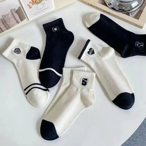 1+1 10켤레 양말세트 여성 중목 무지 패션 학생 흰 검정 면 양말