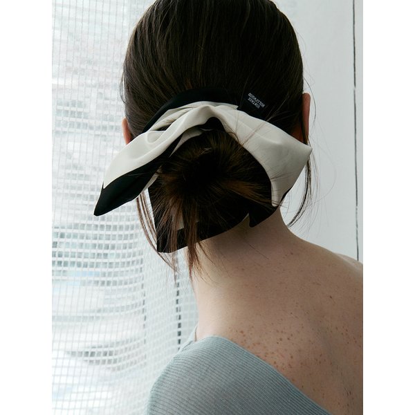Sadie Square Scrunchie_VH2534HB002M