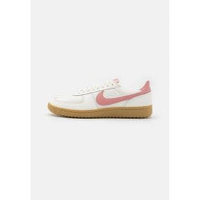 5324830 Nike FIELD GENERAL 82 - Trainers sail/rust pink/light brown