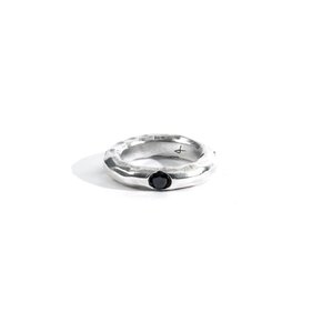 SILVER 4 GEM HAMMERED RING