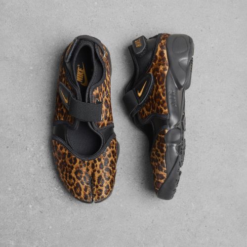 Nike Air Rift Sneaker