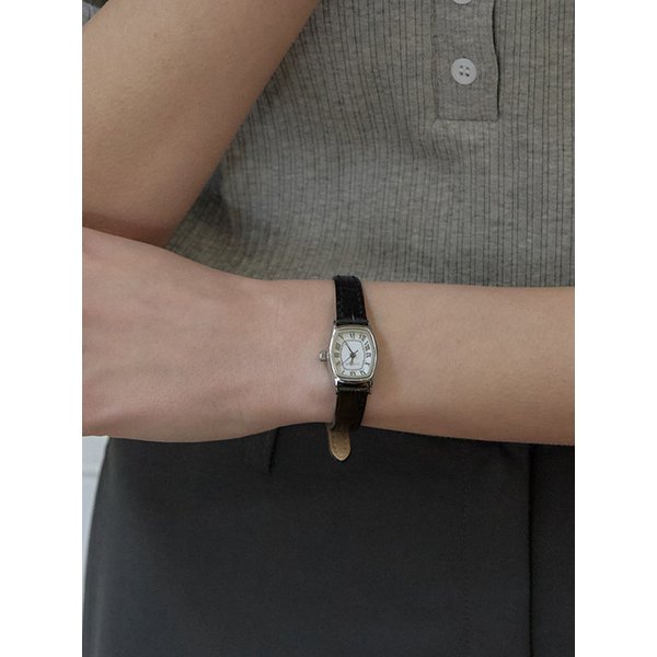 헥사 클래식 레더 와치 - Black