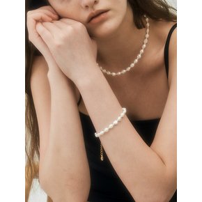 Wave Deux Freshwater Pearl Bracelet