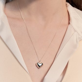 Hei [수지,에스파 카리나,에이핑크 윤보미,다영,오영주,윤하 착용]pounding volume heart necklace