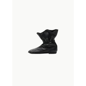 니콜로 파스쿠알레티 24SS REGALO BOOTIES IN BLACK