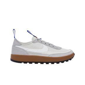 나이키 x 톰 삭스 제너럴 퍼포즈 슈 라이트 크림 Nike x Tom Sachs General Purpose Shoe Light