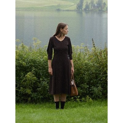 폴뉴아 AGRAFE PLEATS LONG DRESS [BROWN]