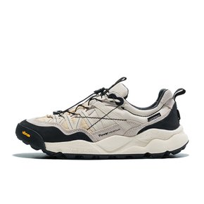 (스타필드 하남점) FLOWER MOUNTAIN IWANO 2 IVORY/BLACK / FMF2M70009A01