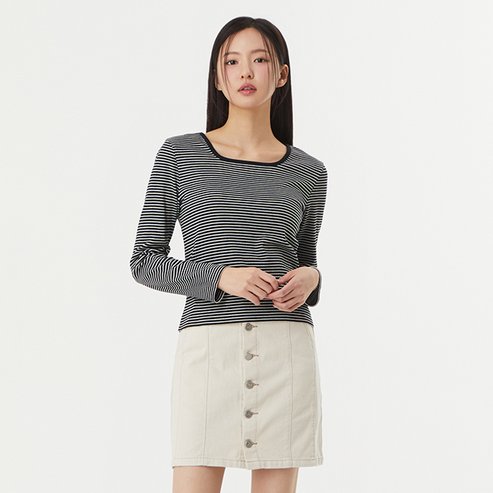 플라스틱아일랜드 [BEIGE]스퀘어넥 스트라이프 티셔츠 (PR7CL202)