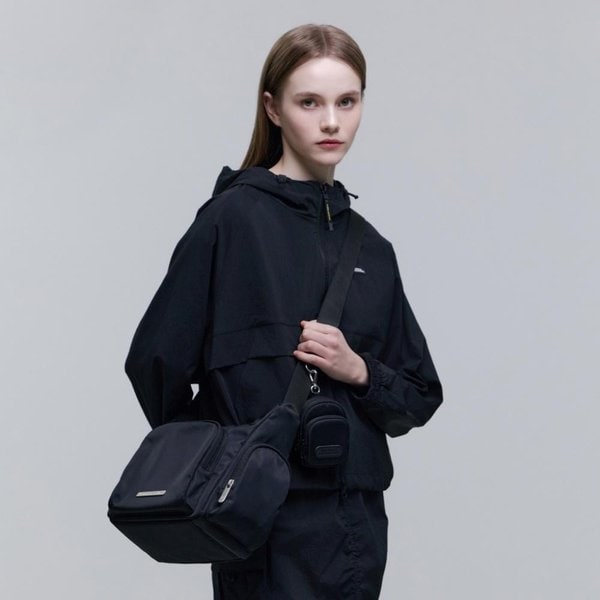 [여주점] N255ACR090 어반 트래블 호보백 BLACK