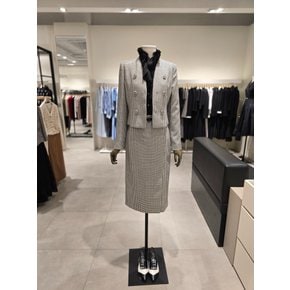 [파주점] 브이넥 울 투스 체크 크롭 재킷 JP9A0JK141