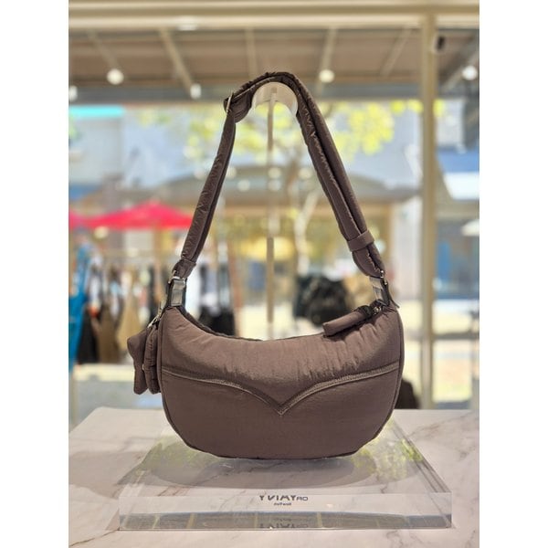 [부산점] 웨스턴 패딩 크로스바디 OBFBCB62_162