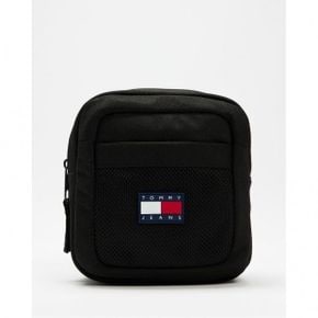 4136589 Tommy Hilfiger TJM Hybrid Reporter Bag - Black