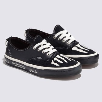 반스 반스 아시아 이티스트 컬렉션 Vans x Mark SBTG Authentic 어센틱 VN000BW5BPR1