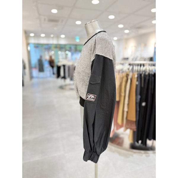 [부산점] 소매 포켓 레터링 포인트 루즈핏 티셔츠 EQ4CL565