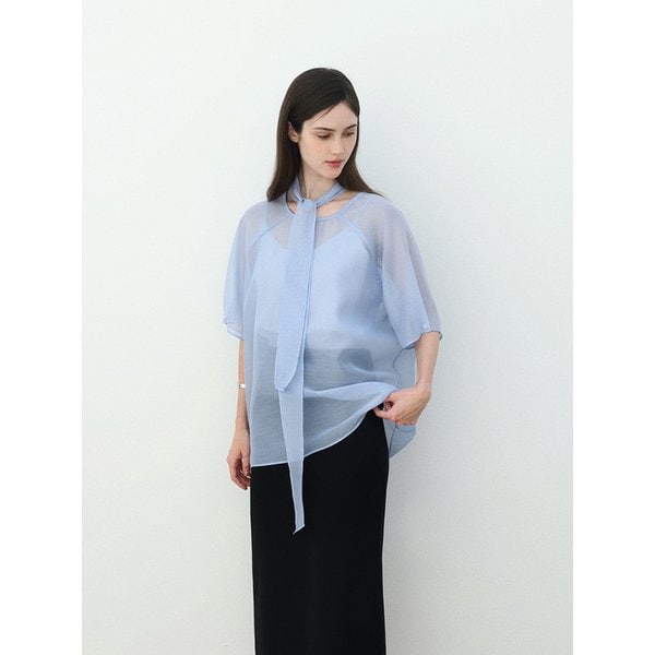 Half overfit sheer blouse - PALE BLUE