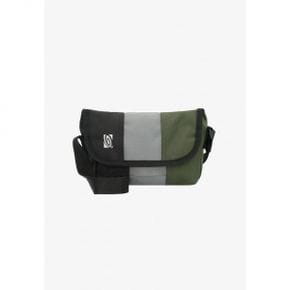 5568230 Timbuk2 Across body bag - eco army pop