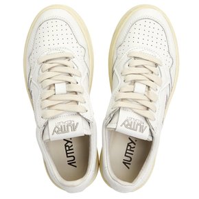 오트리 메달리스트 여성 스니커즈 AULW LL15 WHT WHT