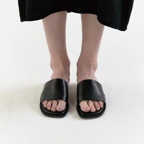 Low slides Black