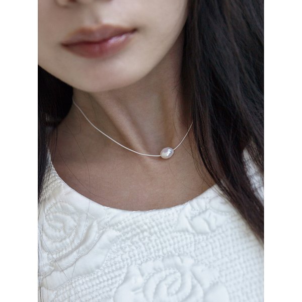 [단독][MJxME] Baroque Pearl String Necklace