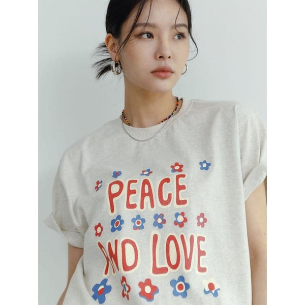 Peace and love T-shirt heather oatmeal