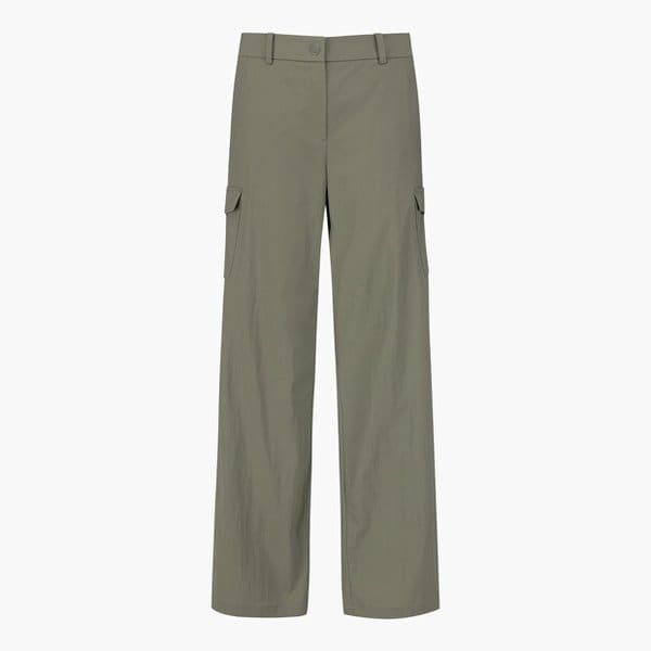 [여주점] 여성 아웃포켓 포인트 세미 와이드 팬츠 GQ222LPT52 KHAK