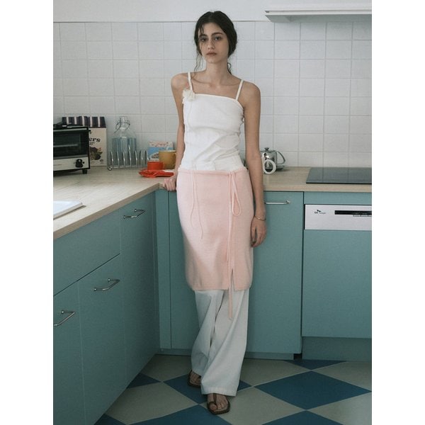 스트랩 미디 니트 레이어드 스커트 베이비핑크 MDSK023BABYPINK