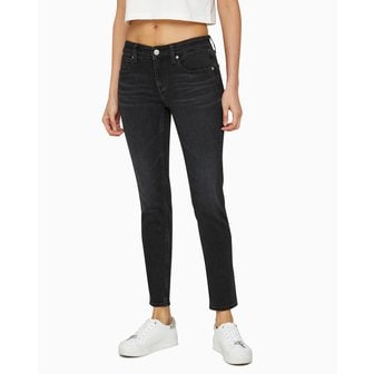 Calvin Klein Jeans [파주점] [캘빈클라인진]CK진여성 바디핏 5포켓 앵클 데님(J224090)