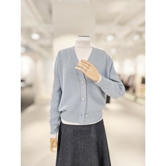 아이잗컬렉션 [파주점] 스카이블루 라쿤 울 브이넥 가디건 CPBA1CD761