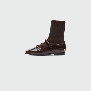 EENK ZANIA Triple Buckle Square Toe Flat Boots - Brown