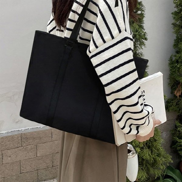 [옷자락] 여자 휘뚜루 블랙빅백 대학생 회사원 심플 숄더백