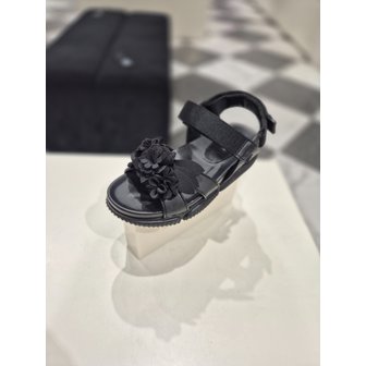 슈콤마보니 [여주점] New flowerbomb sandal(black)_DG2AM25027BLK