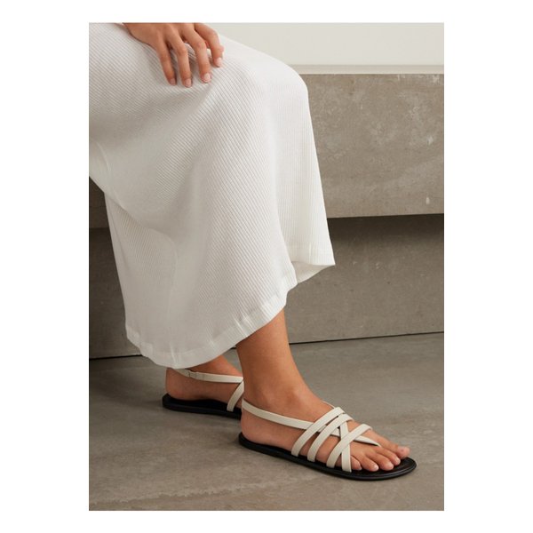 가죽 슬링백 샌들 오프 화이트 1647597335470024