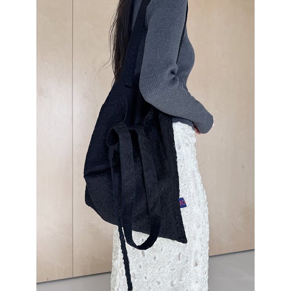 Autumn lace bag. black