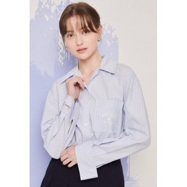 JJ지고트 자수 포인트 슬릿 칼라 블라우스 GN8A0BLR3