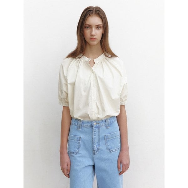 STAND COLLAR SHIRRING BLOUSE_CREAM