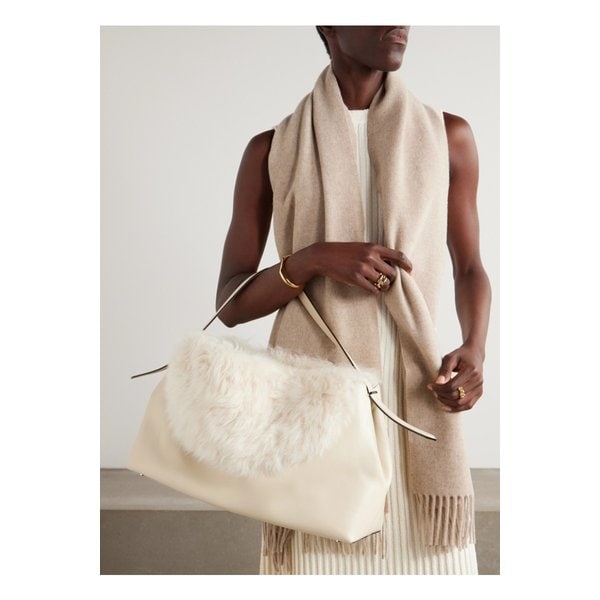 티락 시어링 숄더 백 에크루 1647597339566882