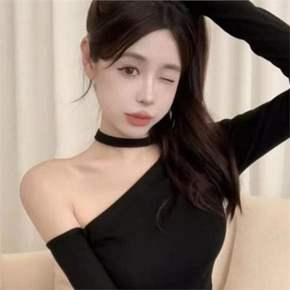 여성 크롭 긴 팔 티 오프숄더 티셔츠 타이트핏 데일리 클럽룩 초커