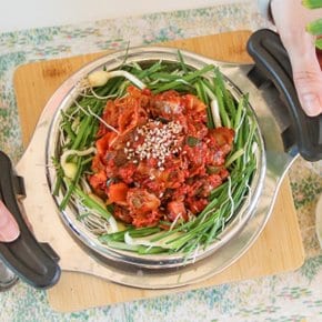 30년 전통 봄내음 가득 달래 꼬막무침 330g
