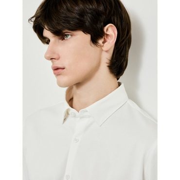 갤럭시라이프스타일 [三無衣服] 스트레치 커뮤터 셔츠  화이트 (GC5264S081)
