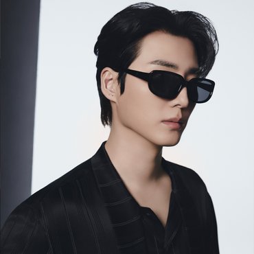 리끌로우 [Young K 착용] NOAH SUNGLASS BLACK