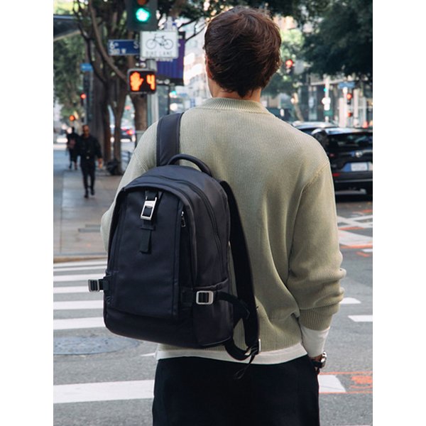 확대된 대표 Main Image