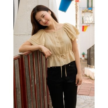 올리브데올리브 [On-line exclusive] 스퀘어넥 플레어 블라우스 OH5MB555