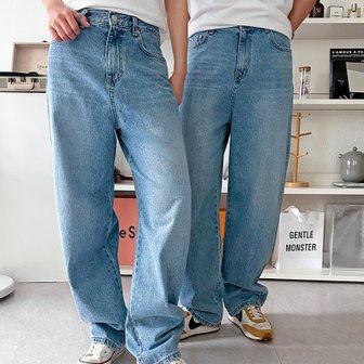  [옷자락] 남자 여자 커플룩 와이드핏 연청 캣워싱 루즈 청바지