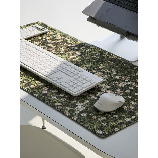 데이지 데스크패드 마우스 키보드 노트북 컴퓨터 책상 매트 대형 와이드 장패드