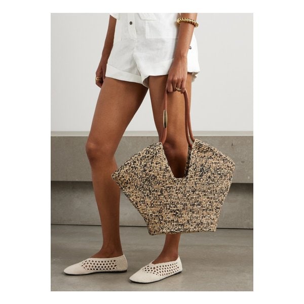 골든타임 미디엄 장식 가죽 트리밍 라피아 토트 베이지 46376663162876041