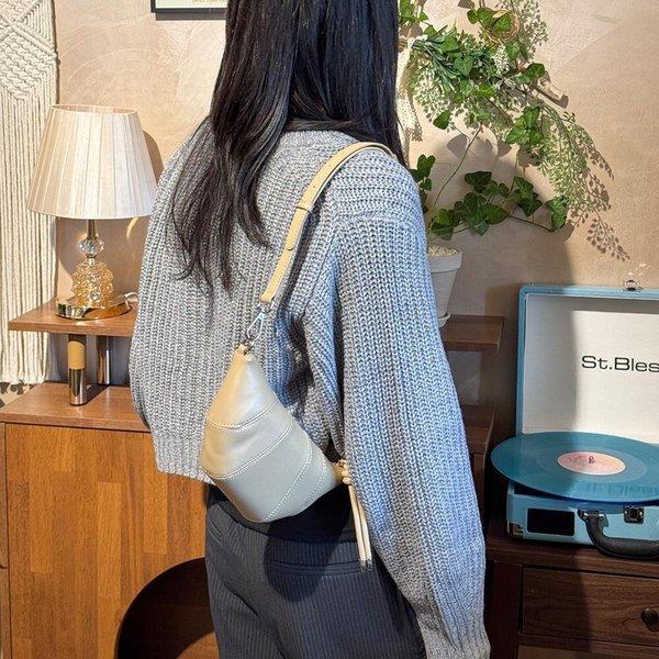 [옷자락] 여성 소가죽 더블 스트랩 크루아상 스티치 크로스백