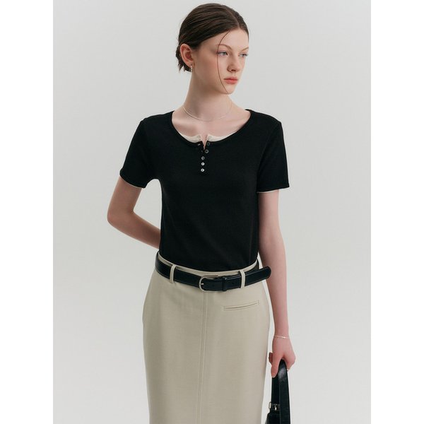 몰리 슬림 버튼 니트 탑_블랙 / MOLLY SLIM BUTTON KNIT TOP_BLACK